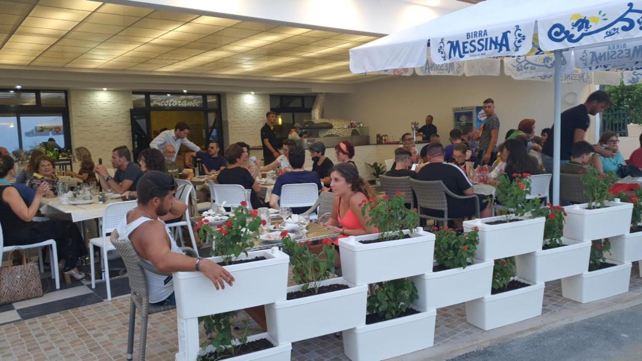 Hotel Ristorante Stellato Trebisacce Eksteriør billede